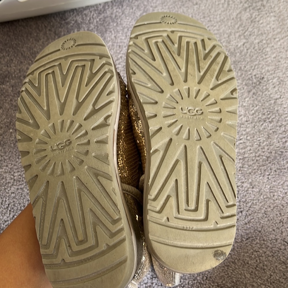 gold sparkle/sequin ugg boots - Picture 4 of 5